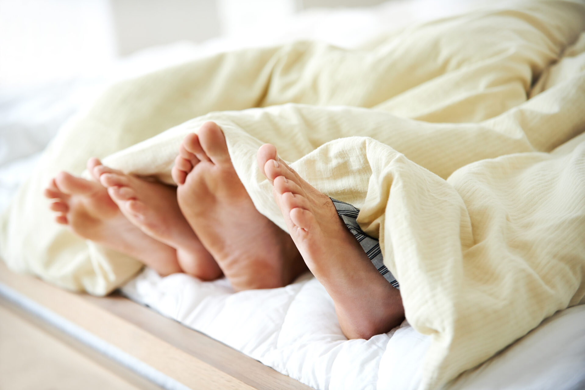 Вуманайзер и Сатисфаер: сравнение технологий и выбор идеального интим-гаджета